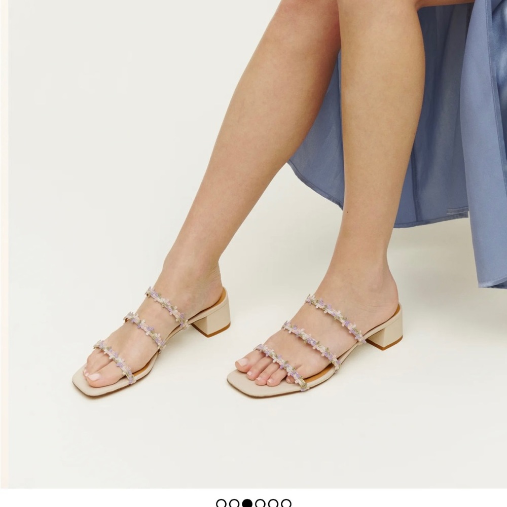 Reformation Averi floral sandal size 6.5